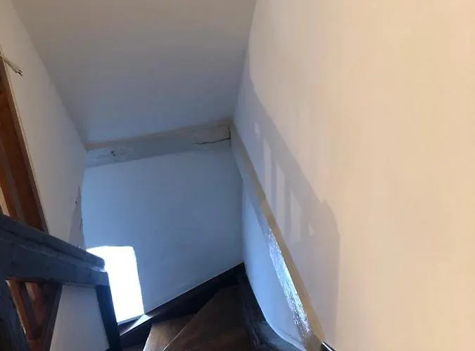 アパート レ アパルトゥマン ドゥ コイフュス コルマール